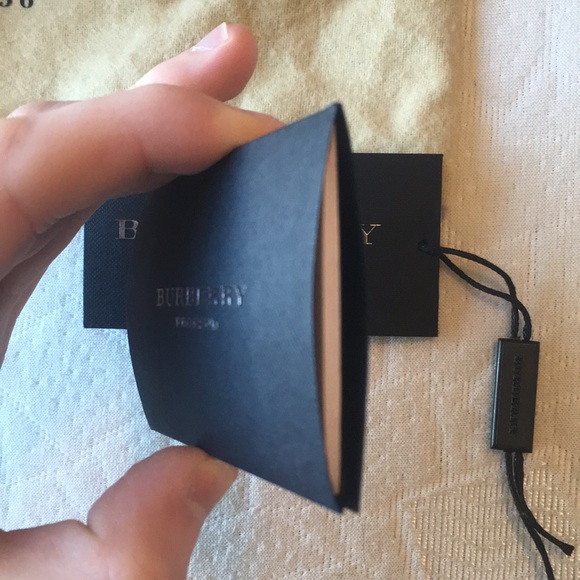 Burberry Prorsum Clutch ~ Daffodil Yellow - Picture 7 of 8